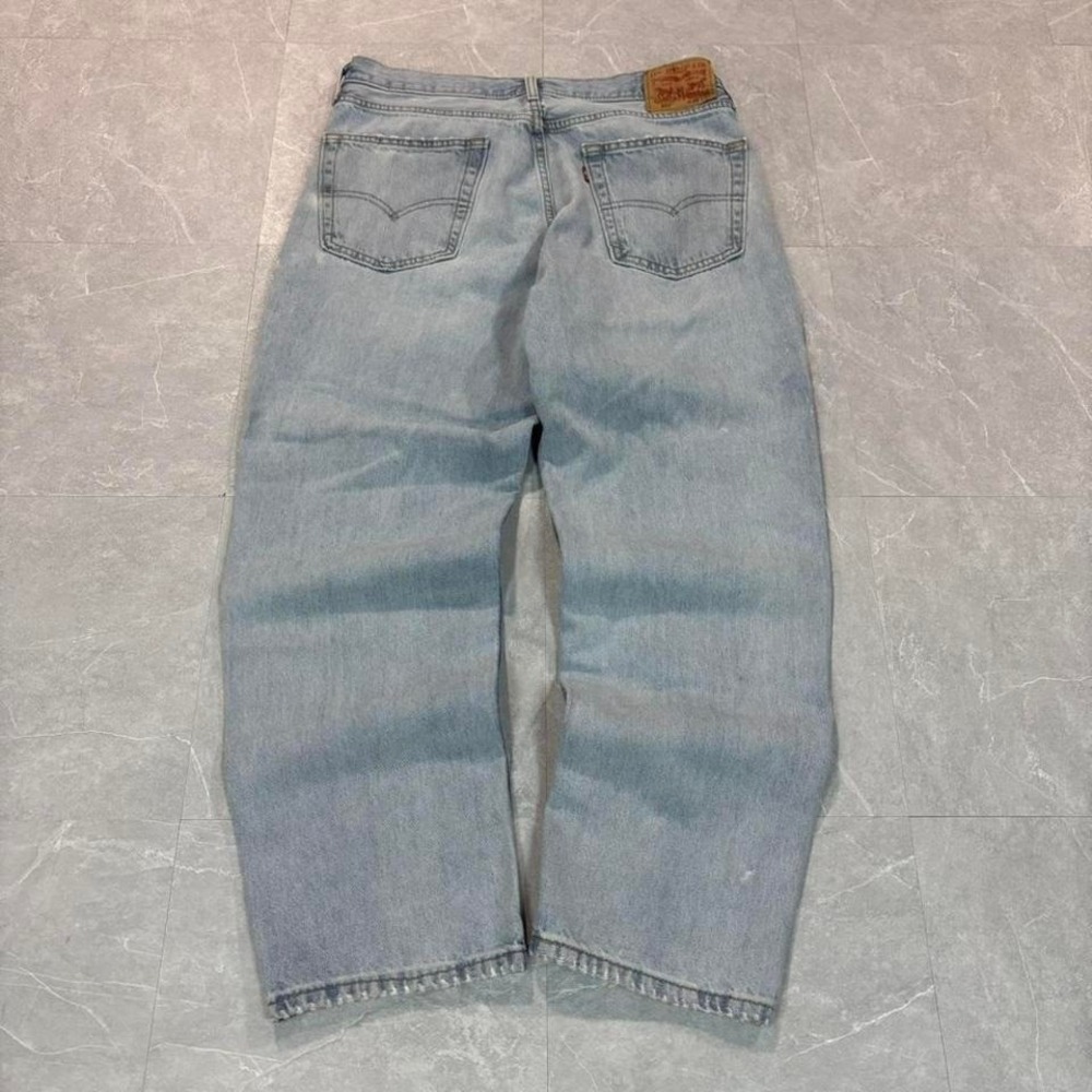 Levi's 550 blue denim jeans Size 36" #denim #baggy
